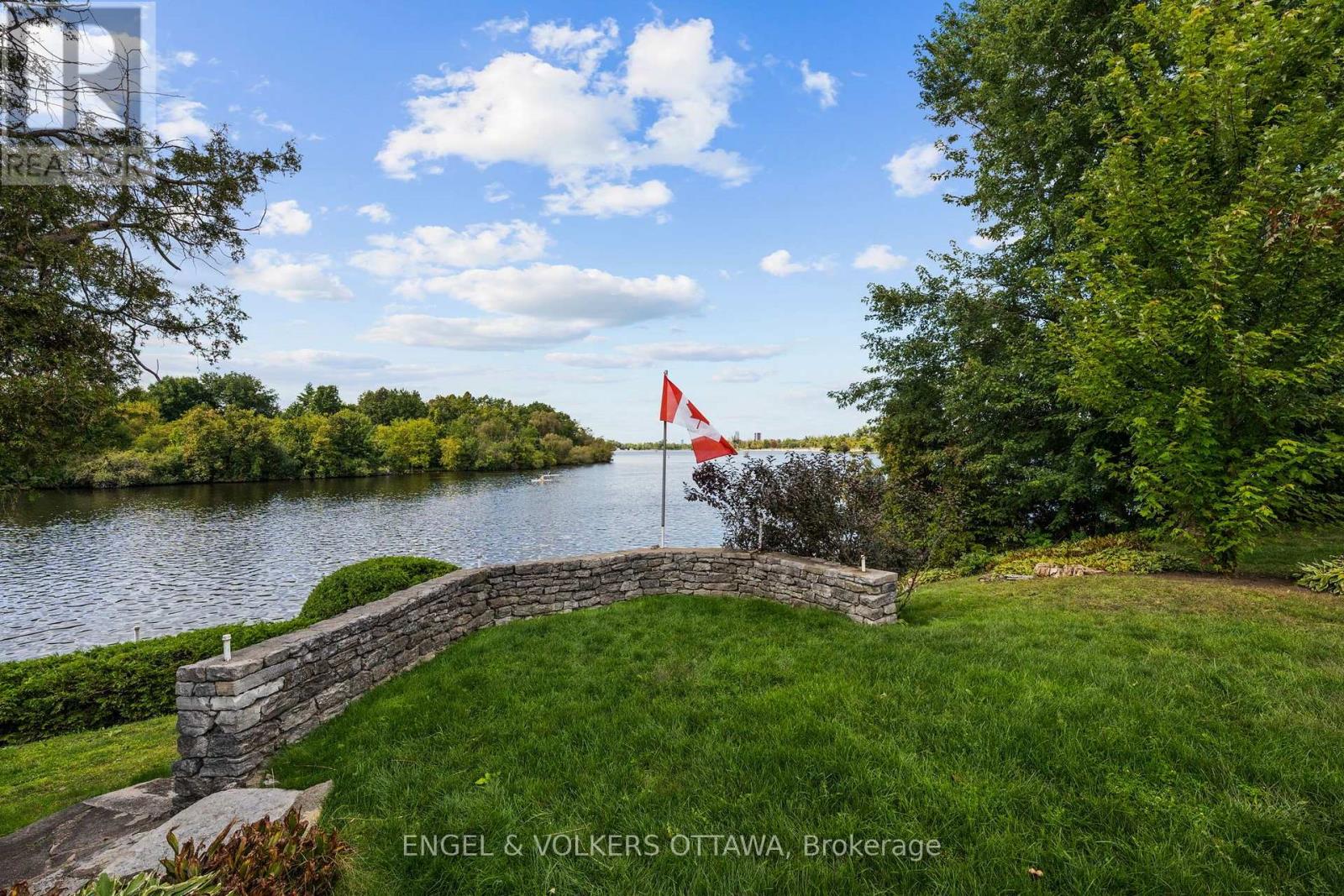 3200 Riverside Drive, Ottawa, Ontario  K1V 8N7 - Photo 4 - X13760396