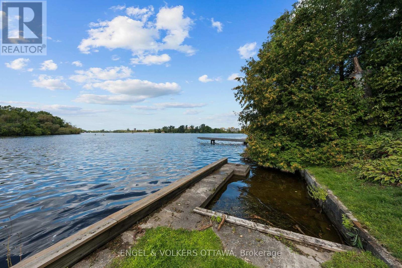 3200 Riverside Drive, Ottawa, Ontario  K1V 8N7 - Photo 5 - X13760396
