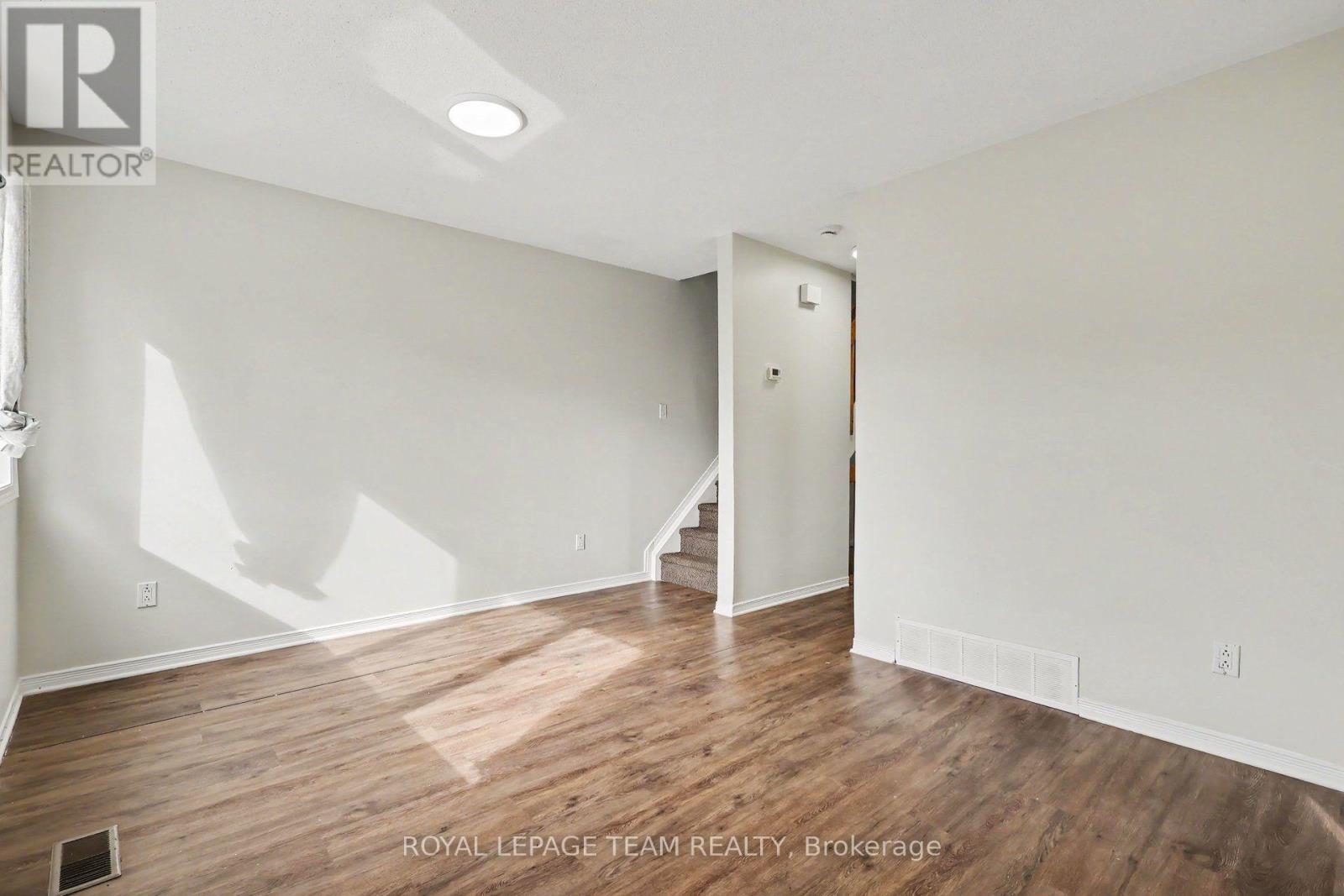 B - 1420 Raven Avenue, Ottawa, Ontario  K1Z 7Y4 - Photo 3 - X13760424
