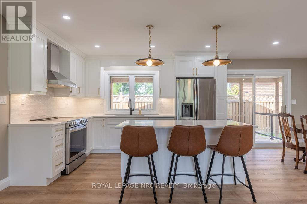 3 Glenayr Place, St. Catharines, Ontario  L2T 2A2 - Photo 13 - X13760432