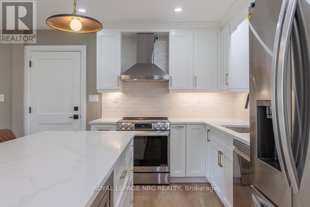 3 Glenayr Place, St. Catharines, Ontario  L2T 2A2 - Photo 15 - X13760432
