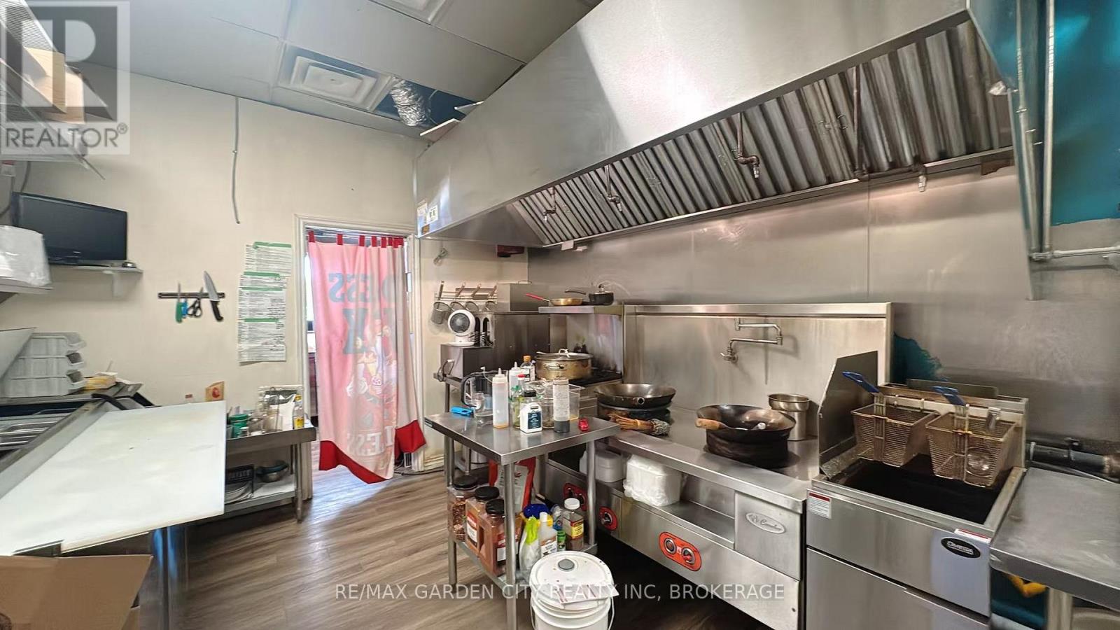 6 - 3701 Portage Road, Niagara Falls, Ontario  L2J 2K8 - Photo 5 - X13760588
