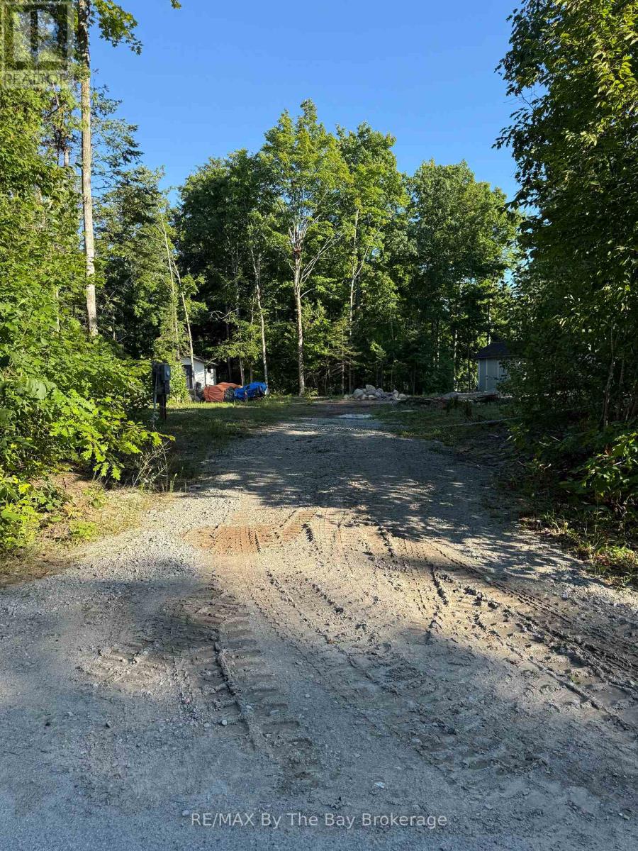 909 17 Concession, Tiny, Ontario  L0L 2J0 - Photo 13 - S13417708