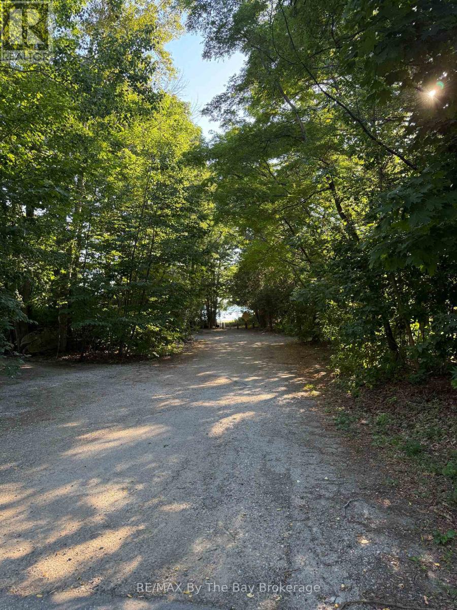 909 17 Concession, Tiny, Ontario  L0L 2J0 - Photo 15 - S13417708