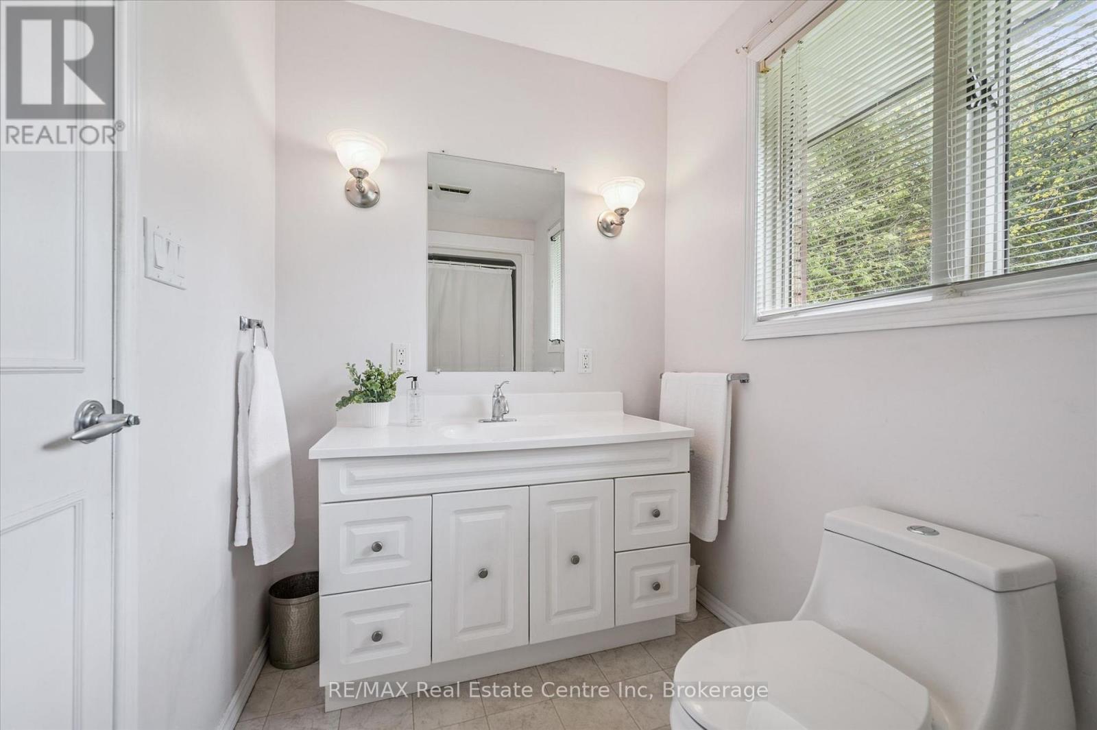 8420 Eramosa-Garafraxa Townline, Centre Wellington, Ontario  N1M 2W5 - Photo 28 - X13094578