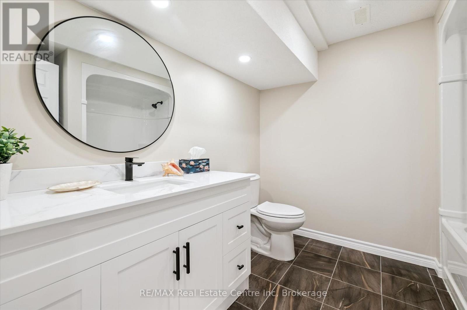 556 Black Street, Centre Wellington, Ontario  N1M 0A3 - Photo 36 - X13751638
