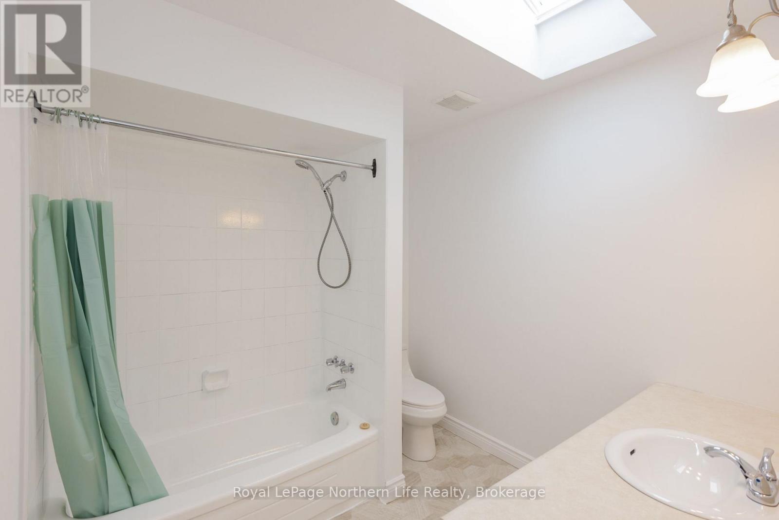 476 Maplewood Avenue, North Bay, Ontario  P1B 9B8 - Photo 24 - X13760302