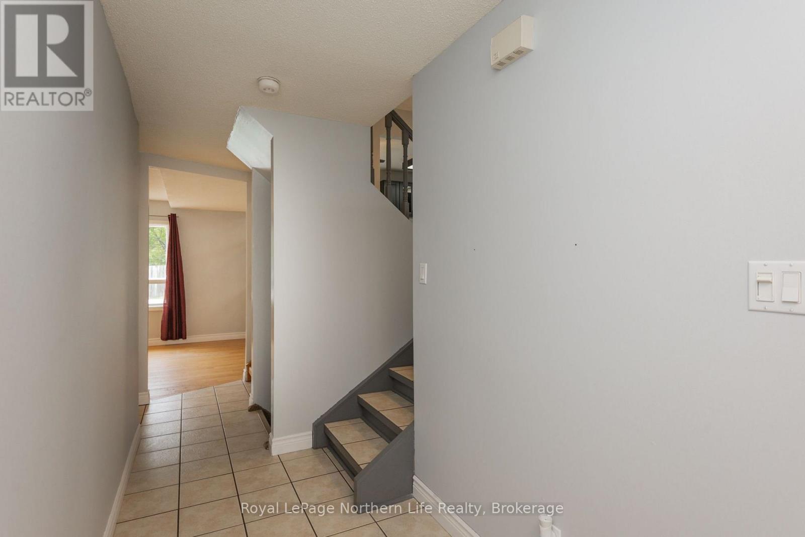 476 Maplewood Avenue, North Bay, Ontario  P1B 9B8 - Photo 3 - X13760302