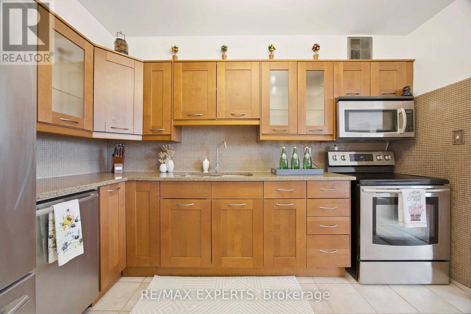 1417 - 5 Shady Golfway, Toronto, Ontario  M3C 3A5 - Photo 6 - C13760188