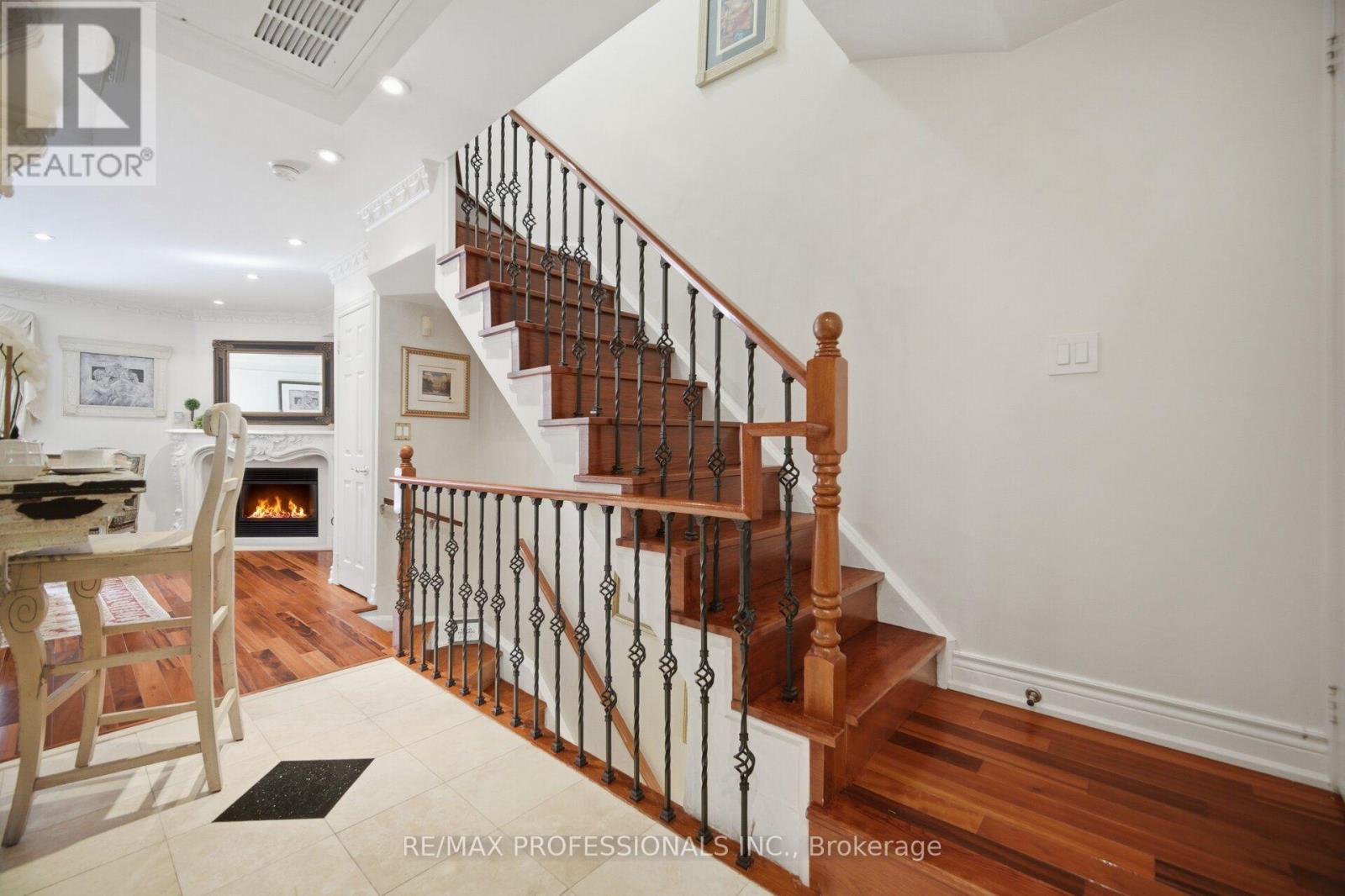 10 - 228 St George Street, Toronto, Ontario M5R 2N5 - Photo 18 - C13760196