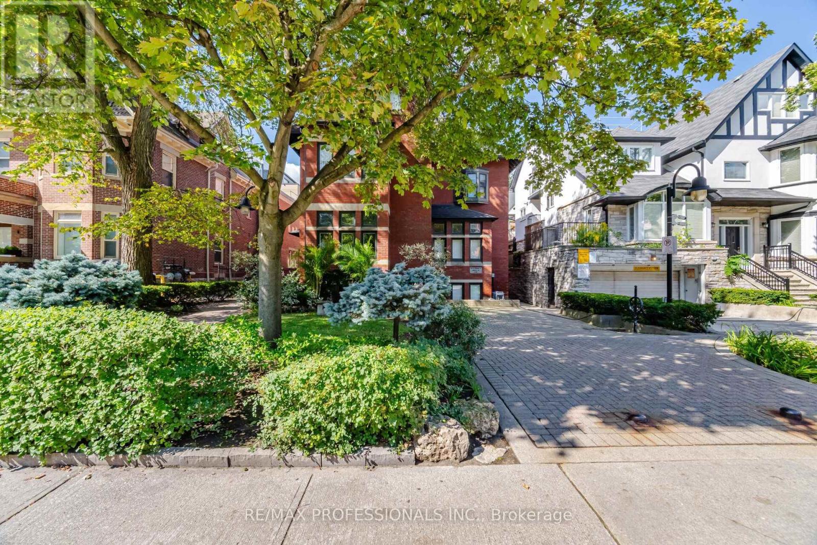 10 - 228 St George Street, Toronto, Ontario M5R 2N5 - Photo 38 - C13760196
