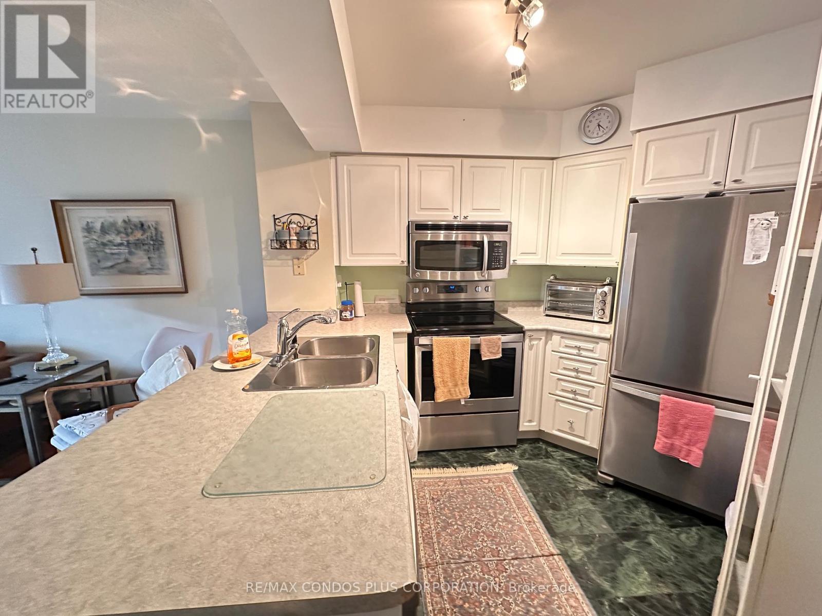 905 - 750 Bay Street, Toronto, Ontario  M5G 1N6 - Photo 4 - C13760220