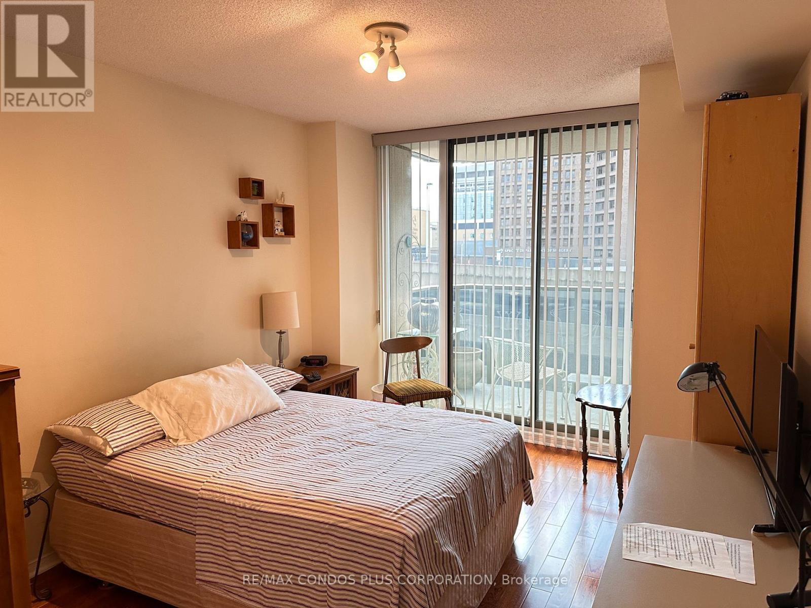 905 - 750 Bay Street, Toronto, Ontario  M5G 1N6 - Photo 8 - C13760220