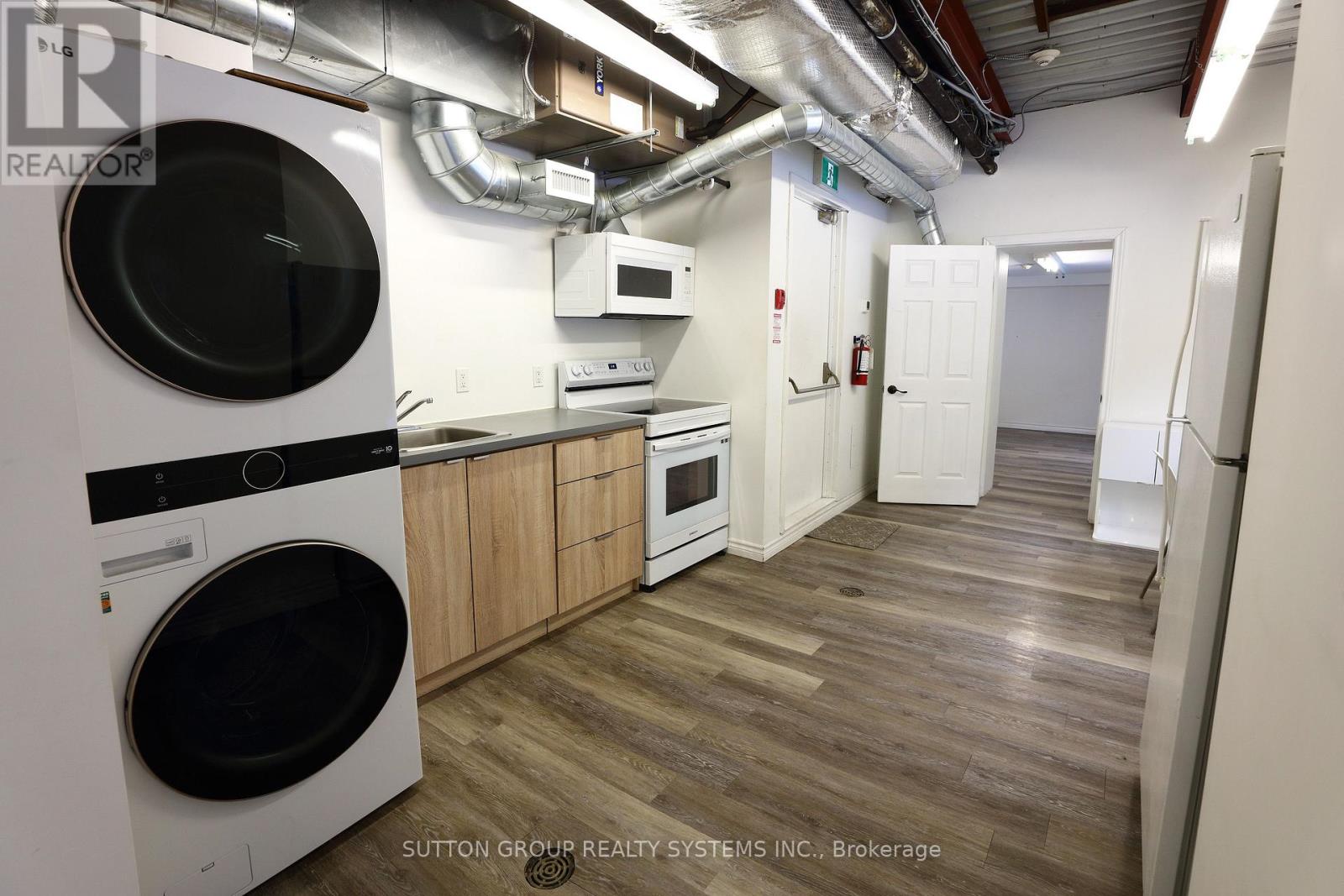 2ND FLOOR - 328-330 QUEEN STREET W, Toronto, Ontario