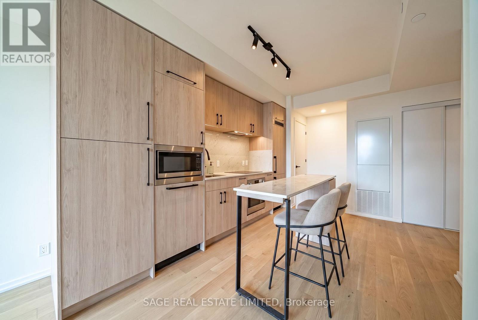 1007 - 109 Erskine Avenue, Toronto, Ontario  M4P 1Y5 - Photo 6 - C13760286