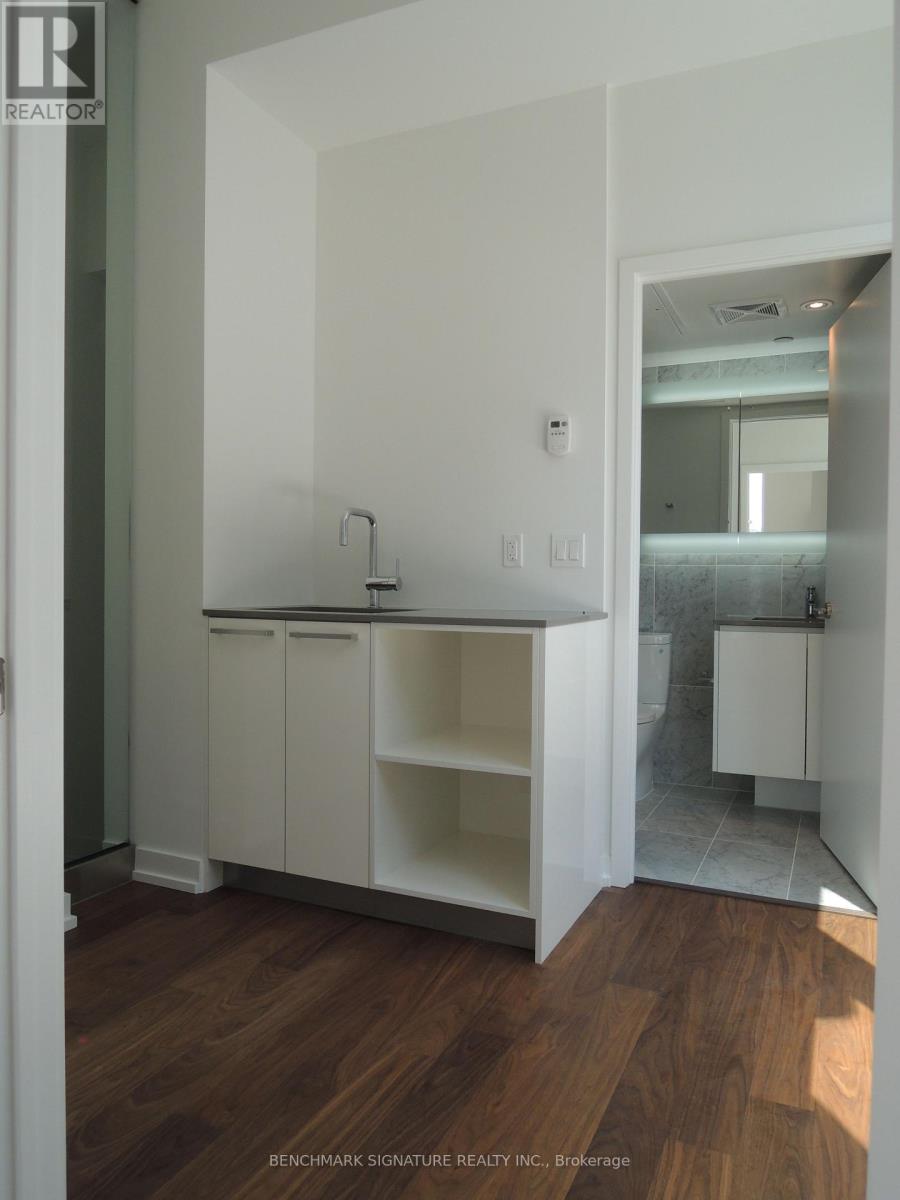Th16 - 113 Mcmahon Drive, Toronto, Ontario  M2K 0E3 - Photo 11 - C13760360