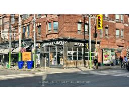 252 CARLTON STREET, Toronto, Ontario