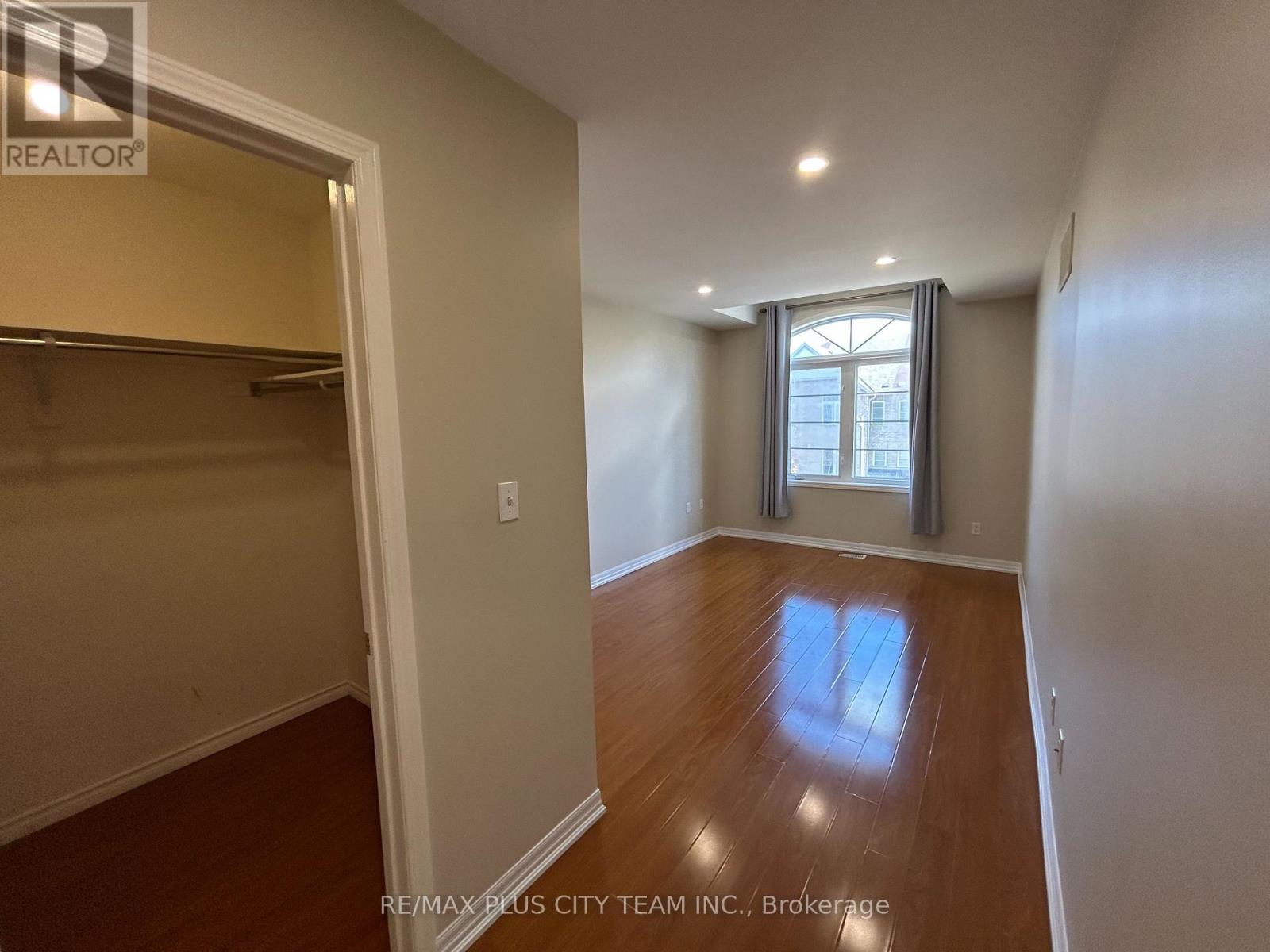 10 Cullcastle Street W, Ajax, Ontario  L1S 0A9 - Photo 10 - E13760172