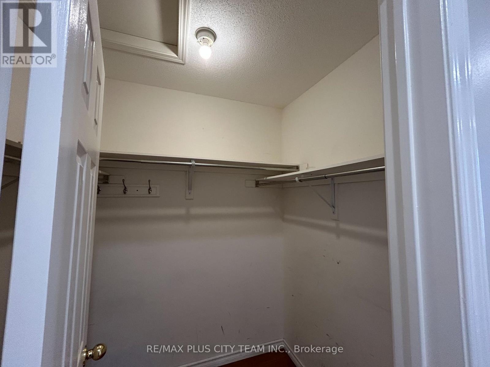 10 Cullcastle Street W, Ajax, Ontario  L1S 0A9 - Photo 11 - E13760172