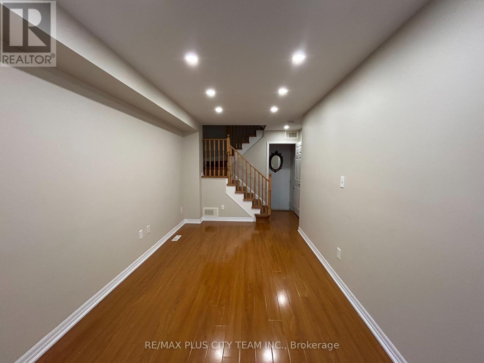 10 Cullcastle Street W, Ajax, Ontario  L1S 0A9 - Photo 17 - E13760172