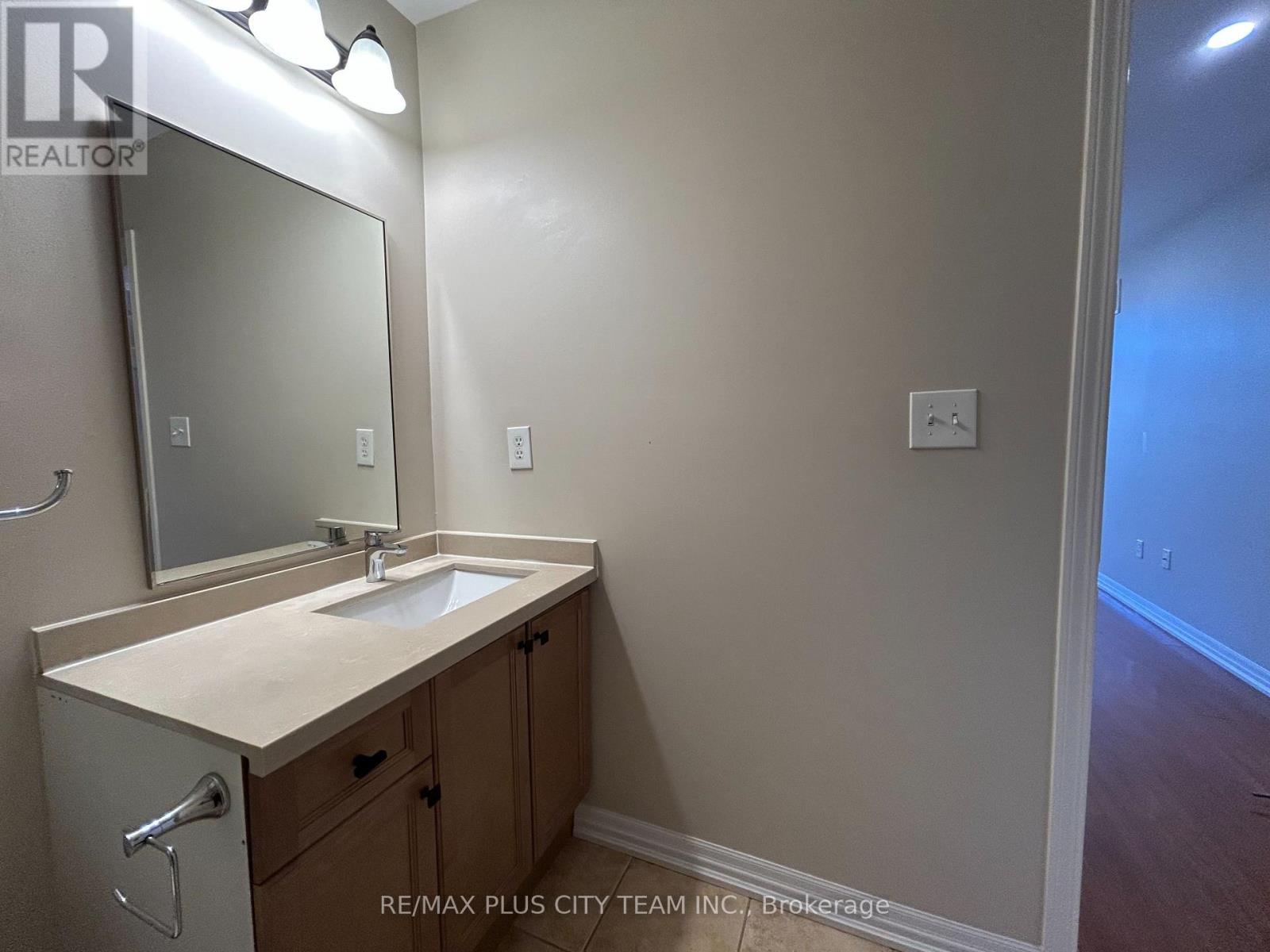 10 Cullcastle Street W, Ajax, Ontario  L1S 0A9 - Photo 22 - E13760172
