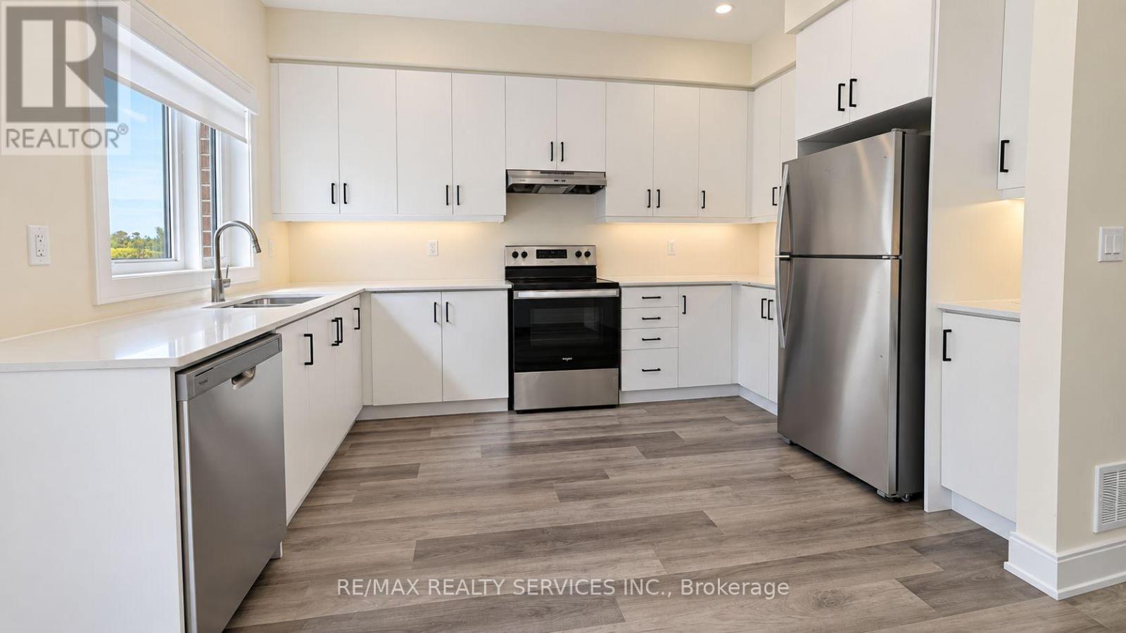505 - 1695 Dersan Street, Pickering, Ontario  L1X 0S9 - Photo 4 - E13760182