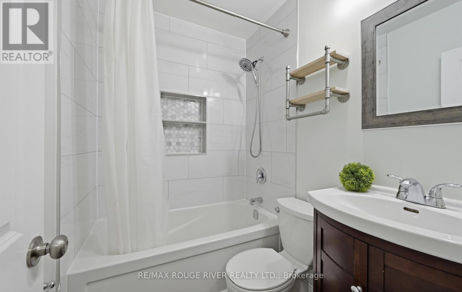 517 Kent Street, Whitby, Ontario  L1N 4Y8 - Photo 24 - E13760234