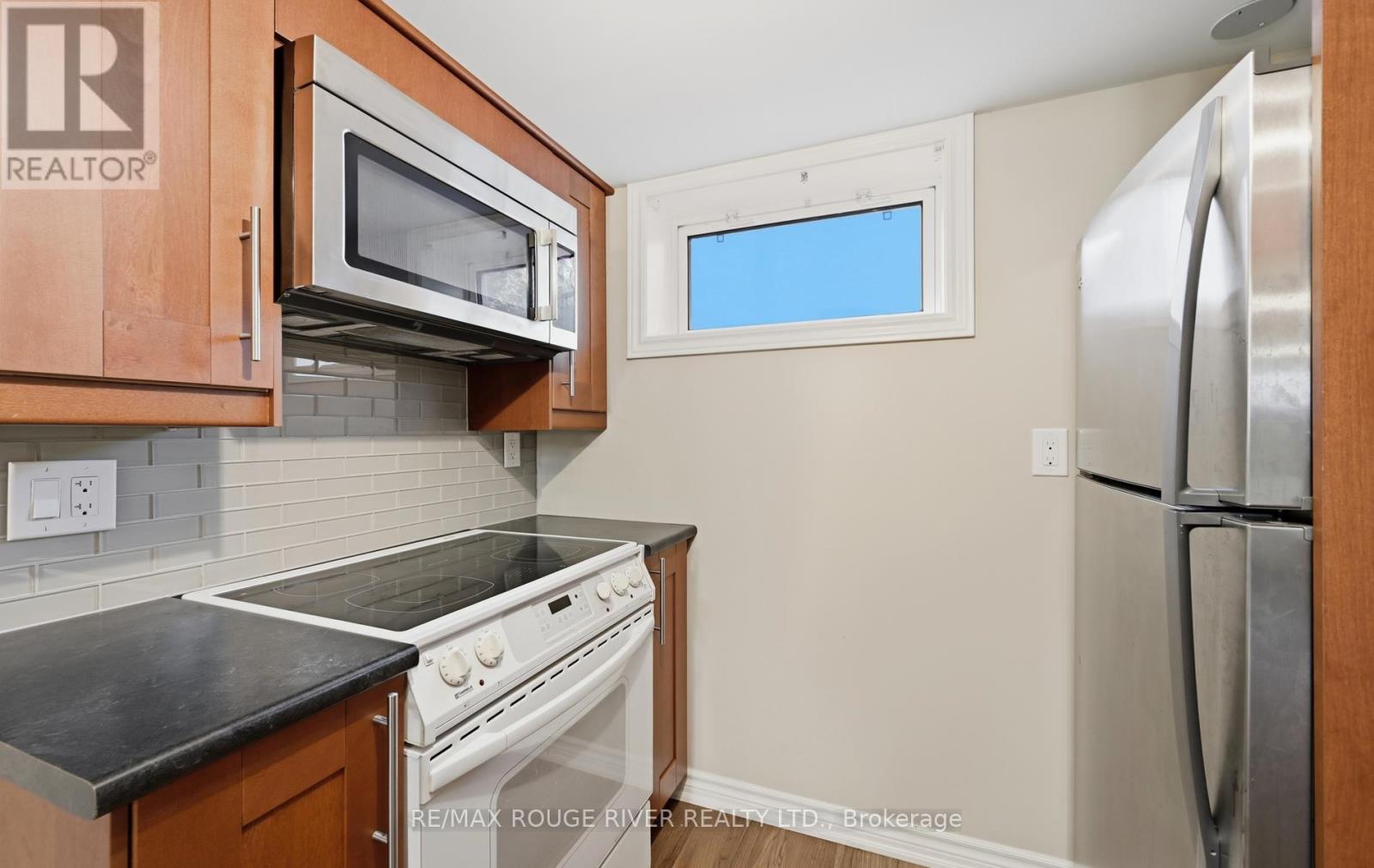 517 Kent Street, Whitby, Ontario  L1N 4Y8 - Photo 30 - E13760234