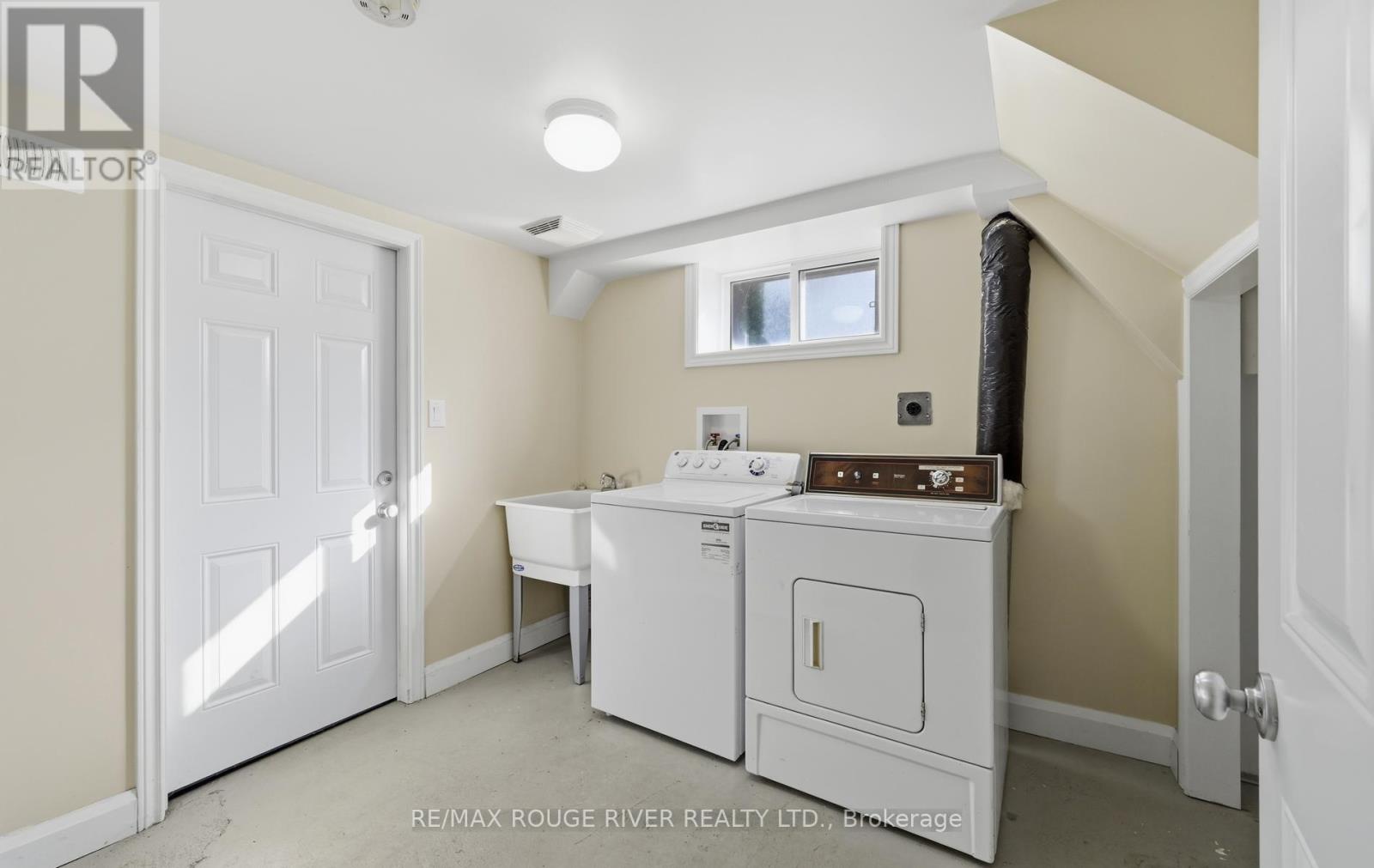 517 Kent Street, Whitby, Ontario  L1N 4Y8 - Photo 36 - E13760234