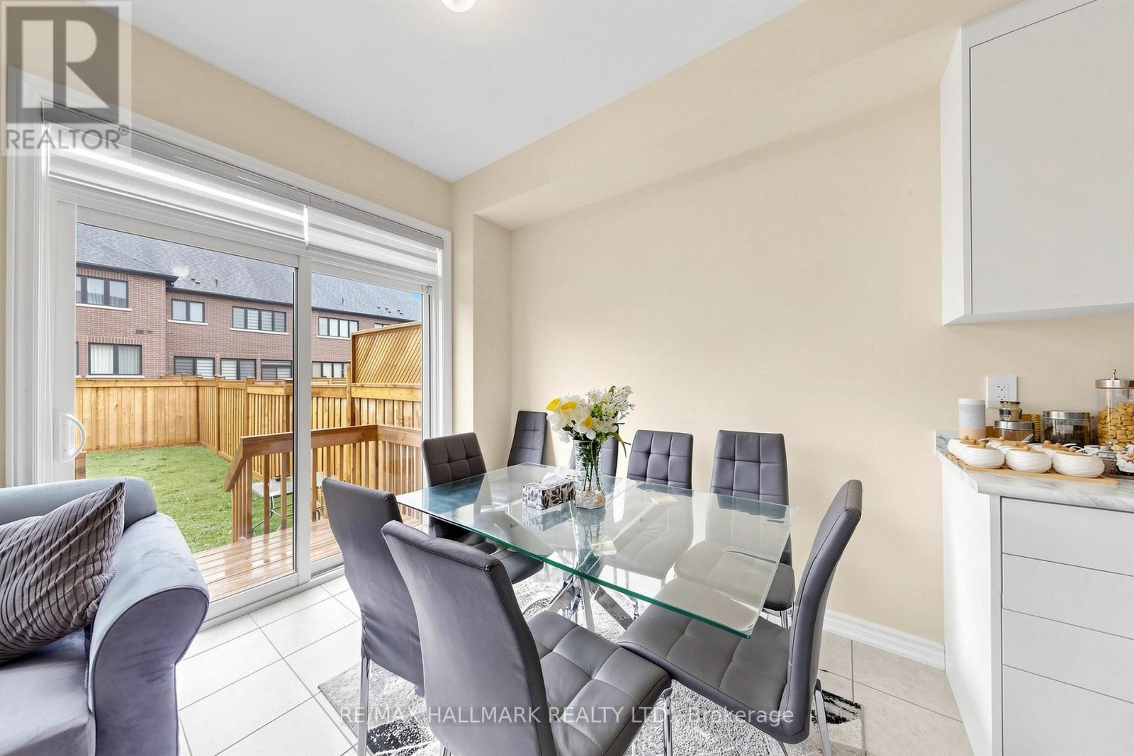 17 Closson Drive, Whitby, Ontario  L1N 9Y6 - Photo 17 - E13760266