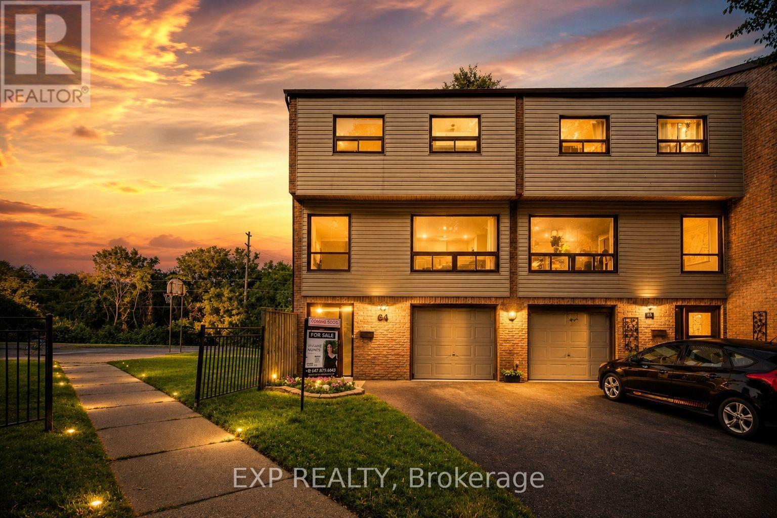 64 Parklane Circle, Clarington, Ontario  L1C 3V9 - Photo 1 - E13760274