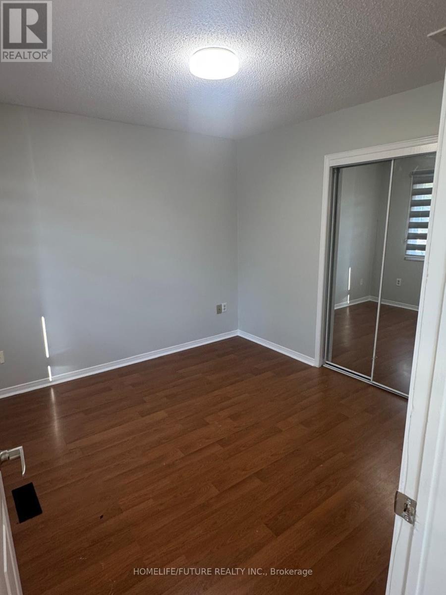 74 Parade Square, Toronto, Ontario  M1C 3T6 - Photo 12 - E13760344