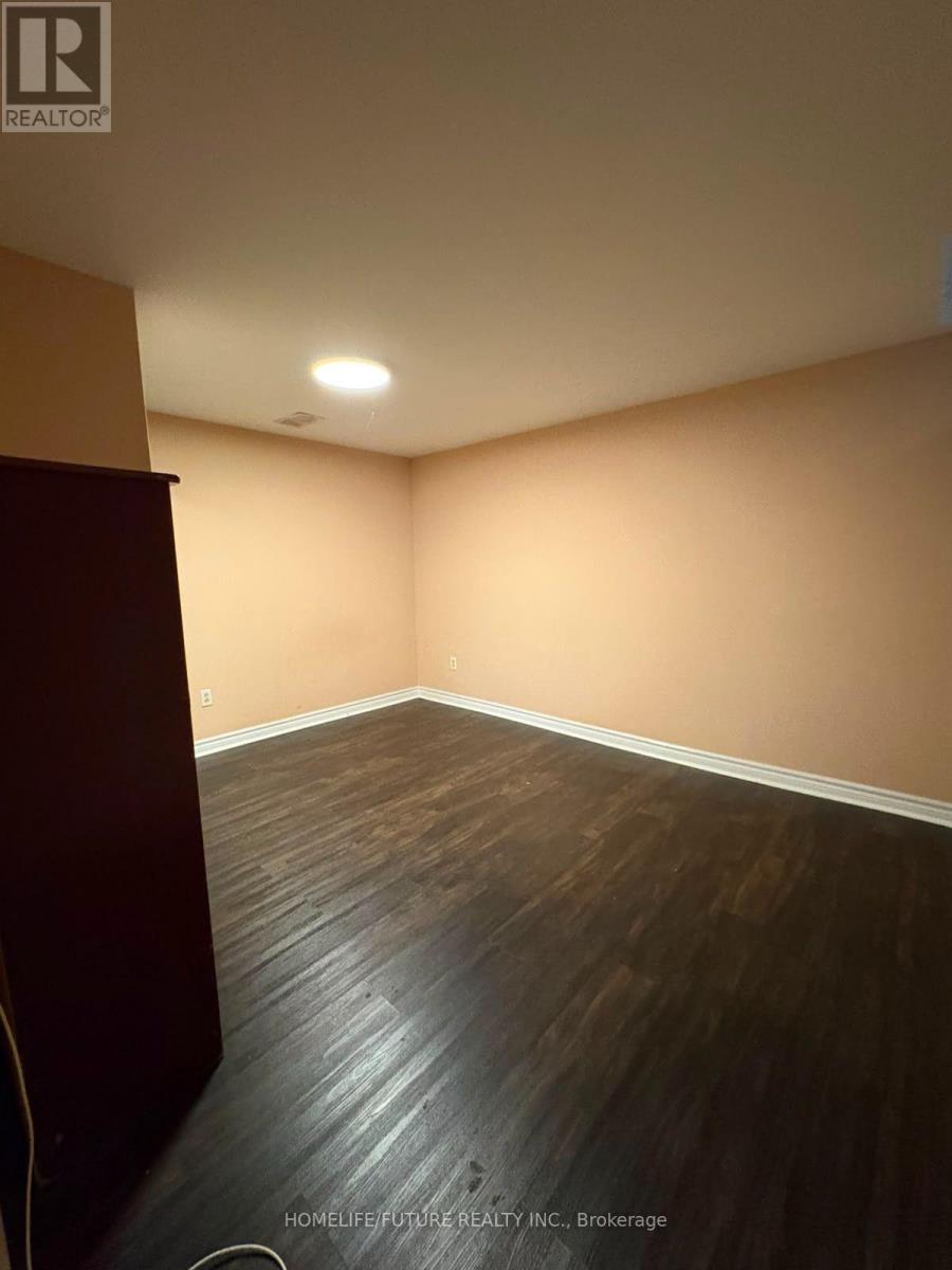 74 Parade Square, Toronto, Ontario  M1C 3T6 - Photo 6 - E13760344
