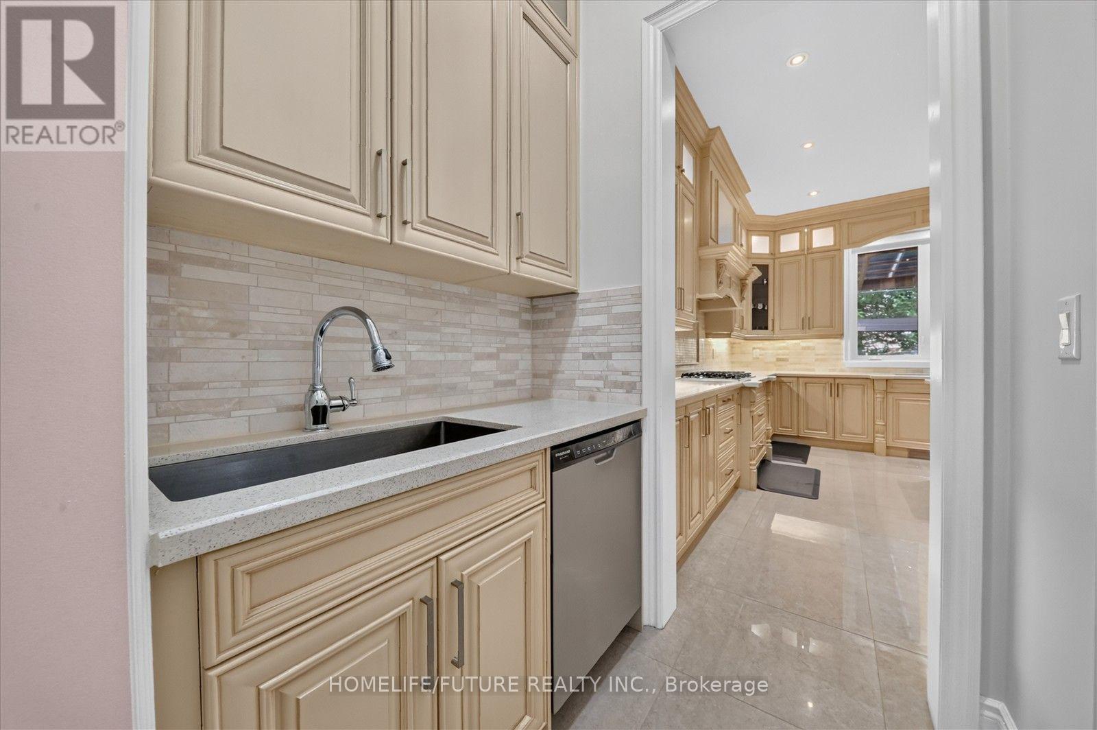 329 Morrish Road, Toronto, Ontario  M1C 1E9 - Photo 14 - E13760434