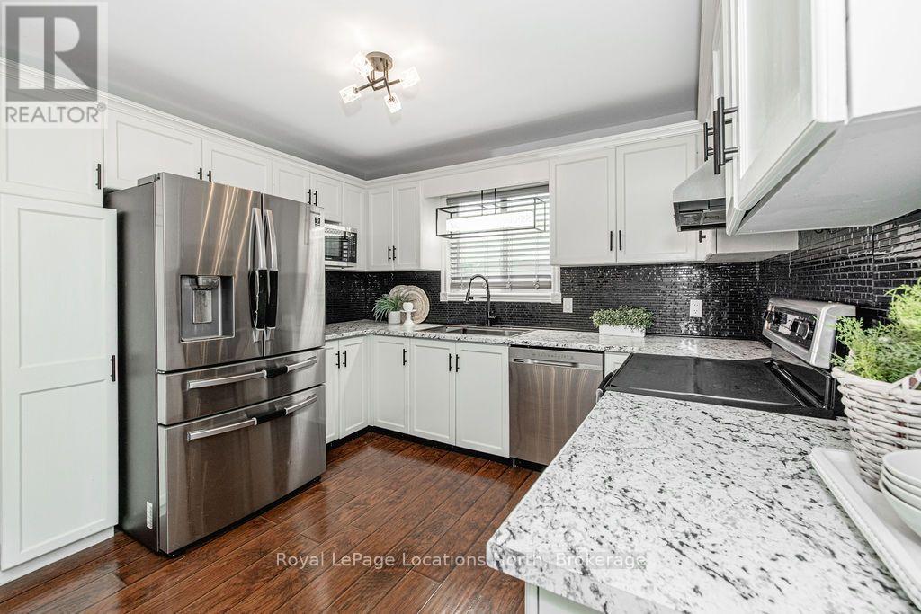 7 Coles Court, Wasaga Beach, Ontario  L9Z 1H5 - Photo 14 - S13760490