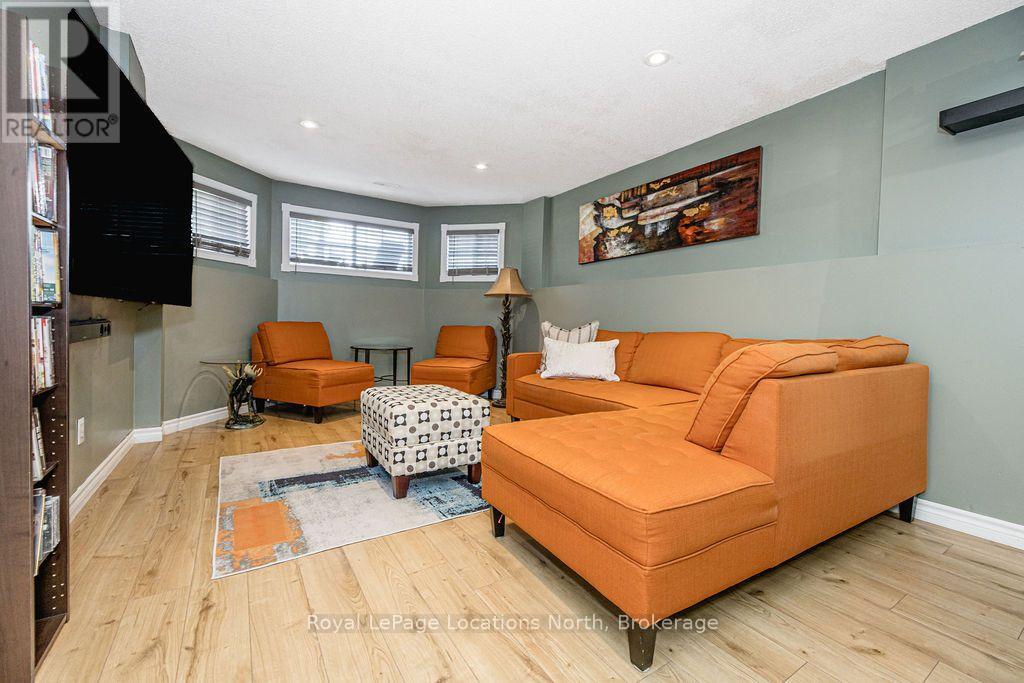 7 Coles Court, Wasaga Beach, Ontario  L9Z 1H5 - Photo 29 - S13760490