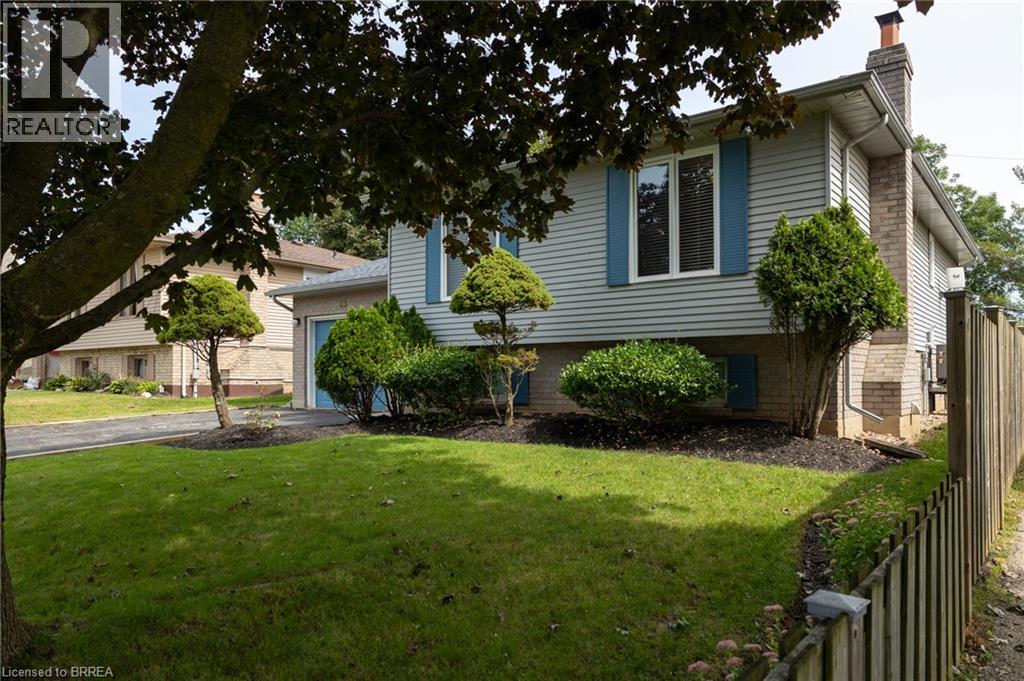 13 Forest Drive, Paris, Ontario  N3L 3L2 - Photo 3 - 40861522