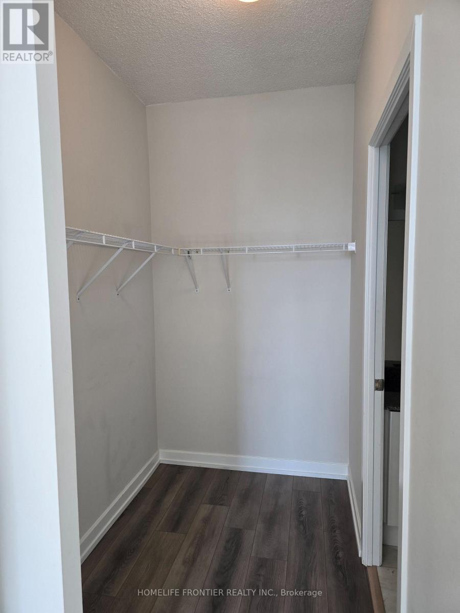 403 - 18 Harbour Street, Toronto, Ontario  M5J 2Z6 - Photo 11 - C13748564