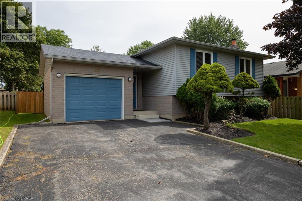 13 Forest Drive, Paris, Ontario  N3L 3L2 - Photo 4 - 40861522
