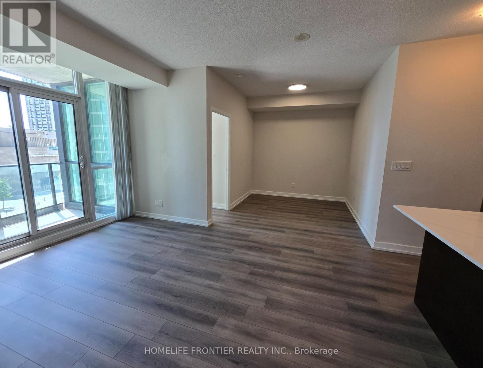 403 - 18 Harbour Street, Toronto, Ontario  M5J 2Z6 - Photo 9 - C13748564