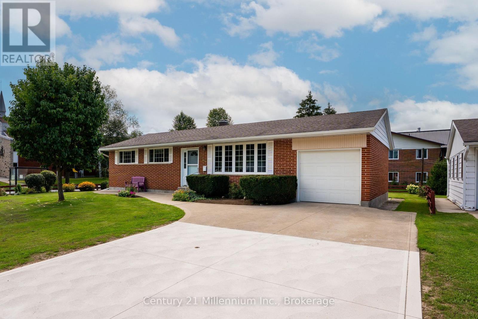 466 7TH AVENUE E, Owen Sound, Ontario