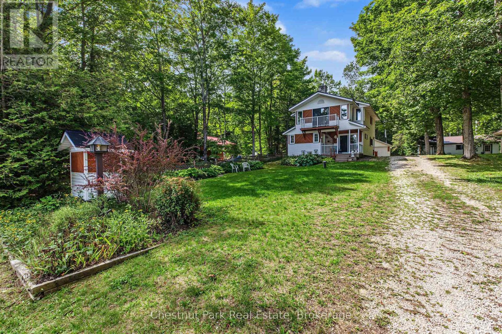 271 Isthmus Bay Road, Northern Bruce Peninsula, Ontario  N0H 1W0 - Photo 2 - X13760200