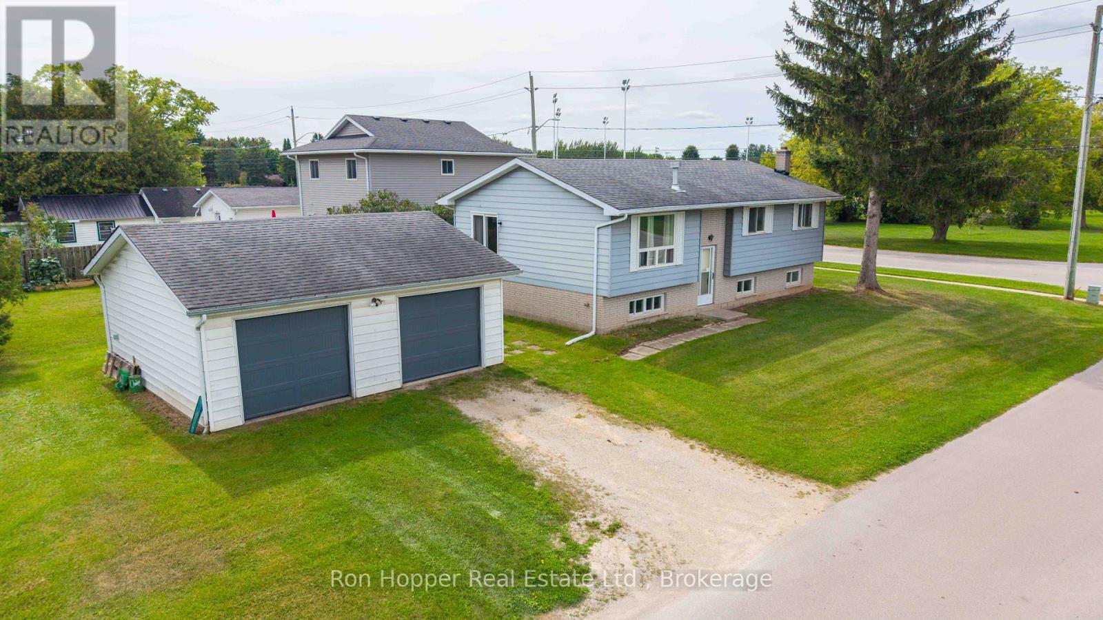 1885 9th Avenue E, Owen Sound, Ontario  N4K 3G8 - Photo 2 - X13760378