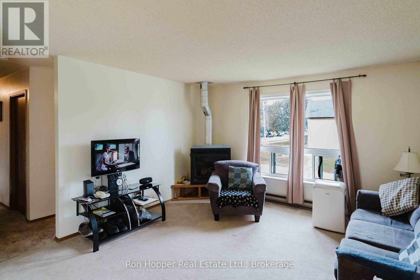1885 9th Avenue E, Owen Sound, Ontario  N4K 3G8 - Photo 3 - X13760378