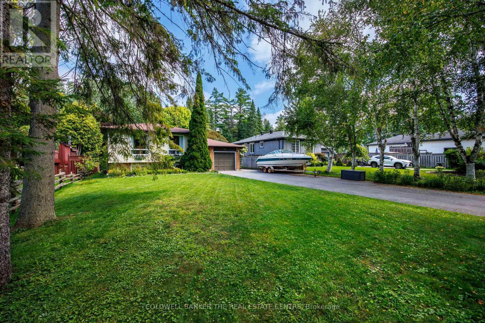 3211 COWAN AVENUE, Innisfil, Ontario