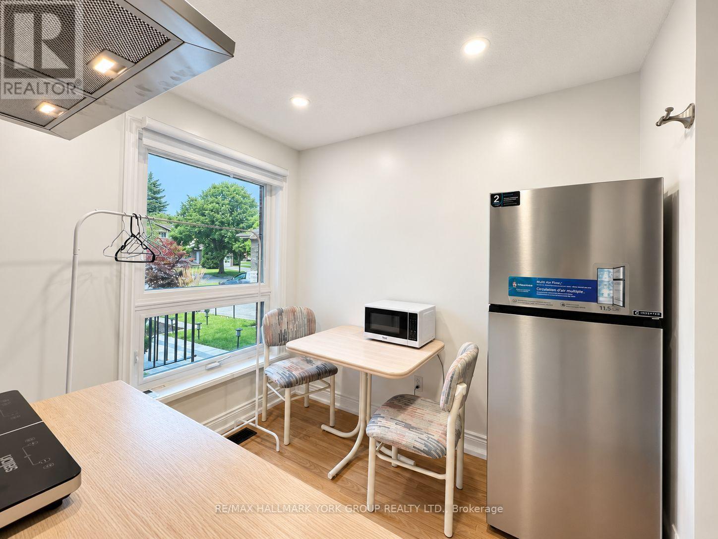 Studio - 22 Thorne Lane, Markham (Aileen-Willowbrook), Ontario  L3T 5K5 - Photo 4 - N13760254