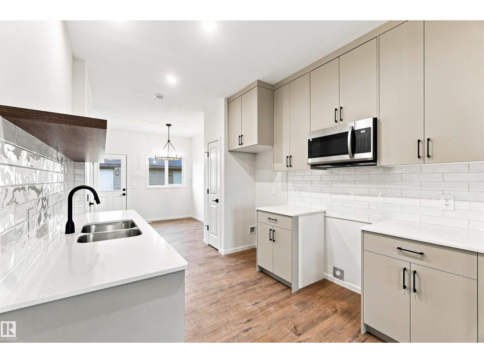7097 Rosenthal Dr NW NW, Edmonton, Alberta  T5T 8A5 - Photo 6 - E4507687