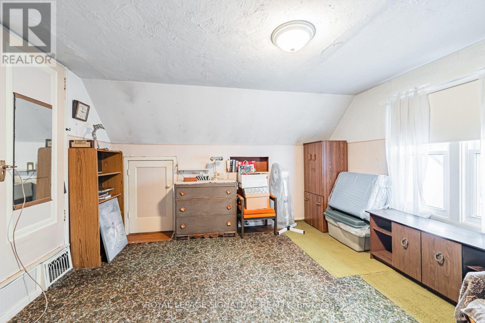 15 Kemp Square, Toronto, Ontario  M6M 2V5 - Photo 20 - W13759988