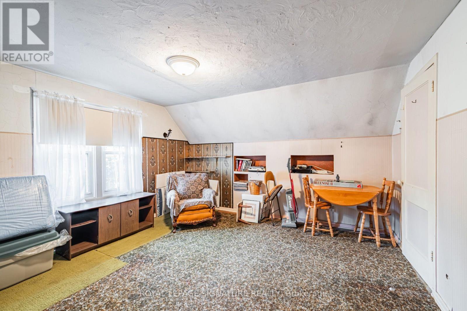 15 Kemp Square, Toronto, Ontario  M6M 2V5 - Photo 19 - W13759988