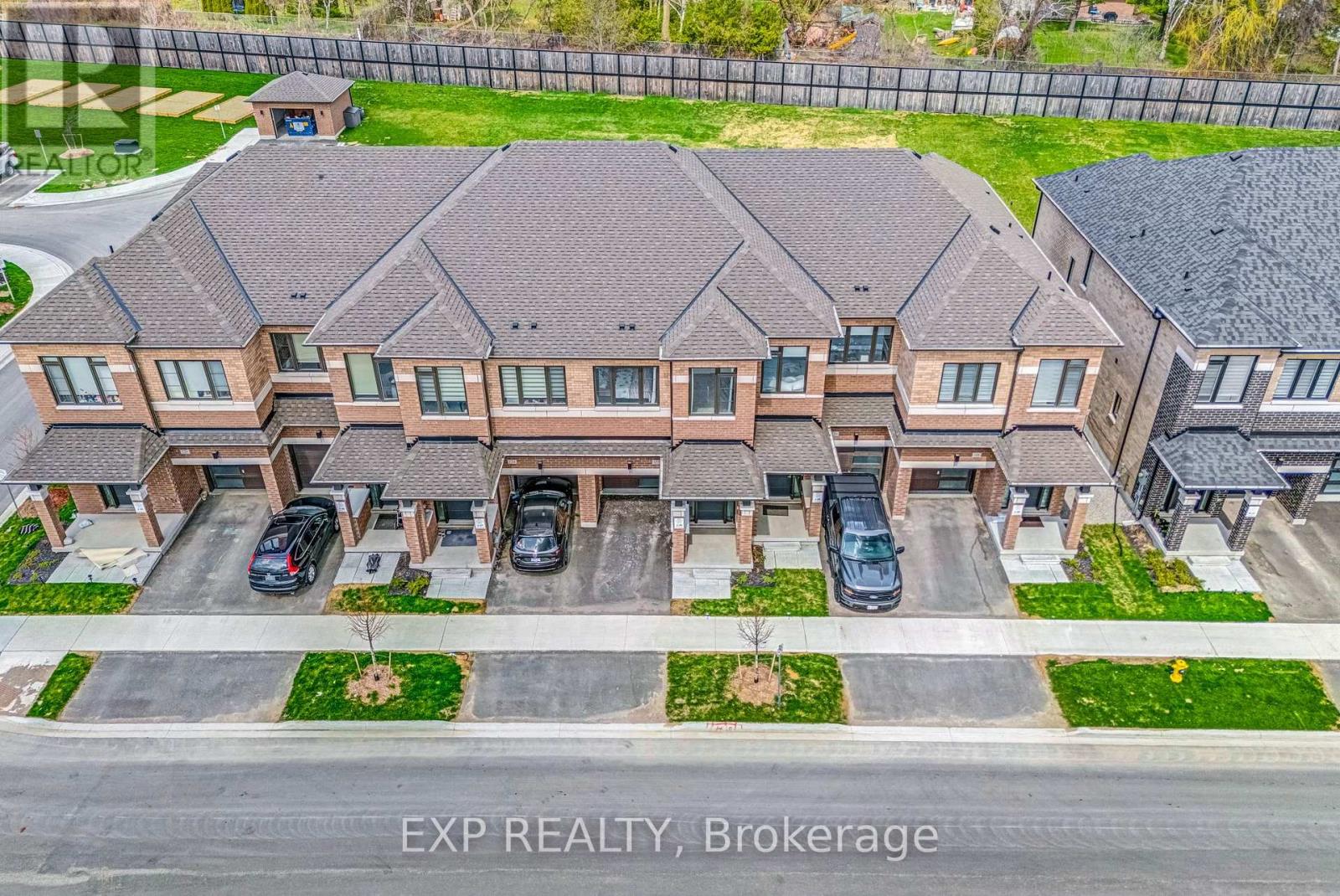 122 Turnberry Lane, Barrie, Ontario  L9J 0M3 - Photo 1 - S13760198